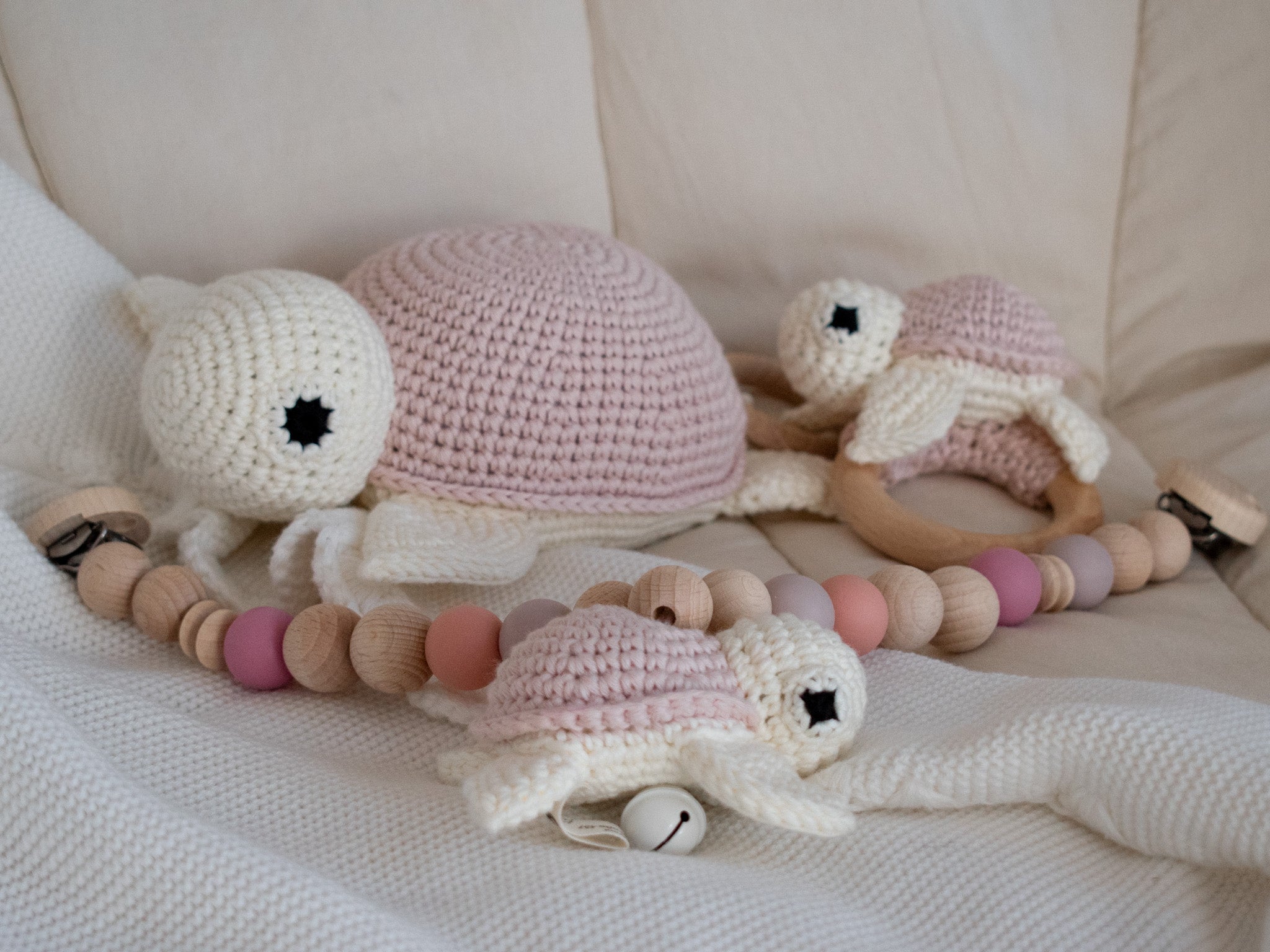 Set Spieluhr "Henry" aus Bio-Baumwolle Rosa
