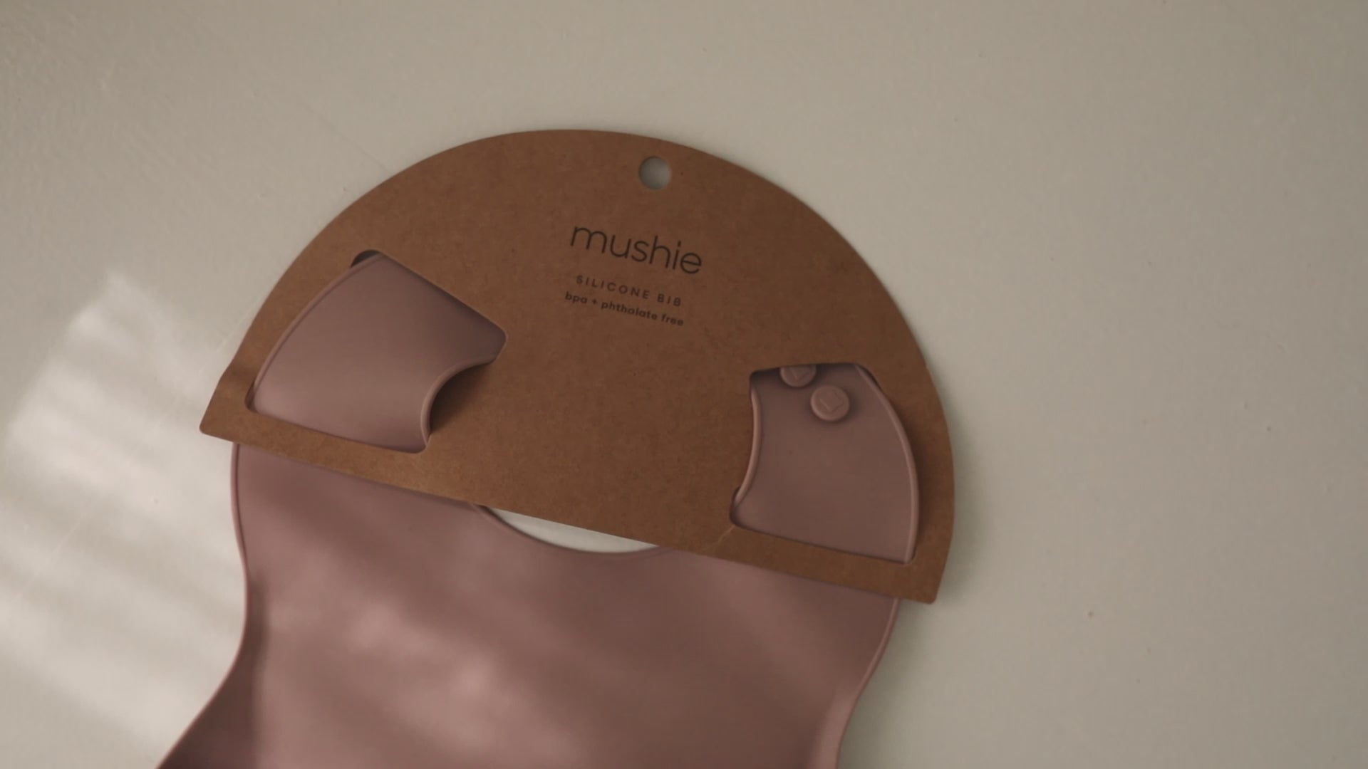 Mushie Silikon Lätzchen Wal